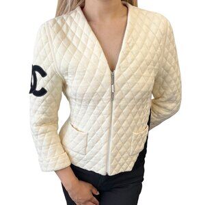 CHANEL Vintage 05A CC Logo Cambon Quilted Jacket #38 Zip Pocket Cream [105829]